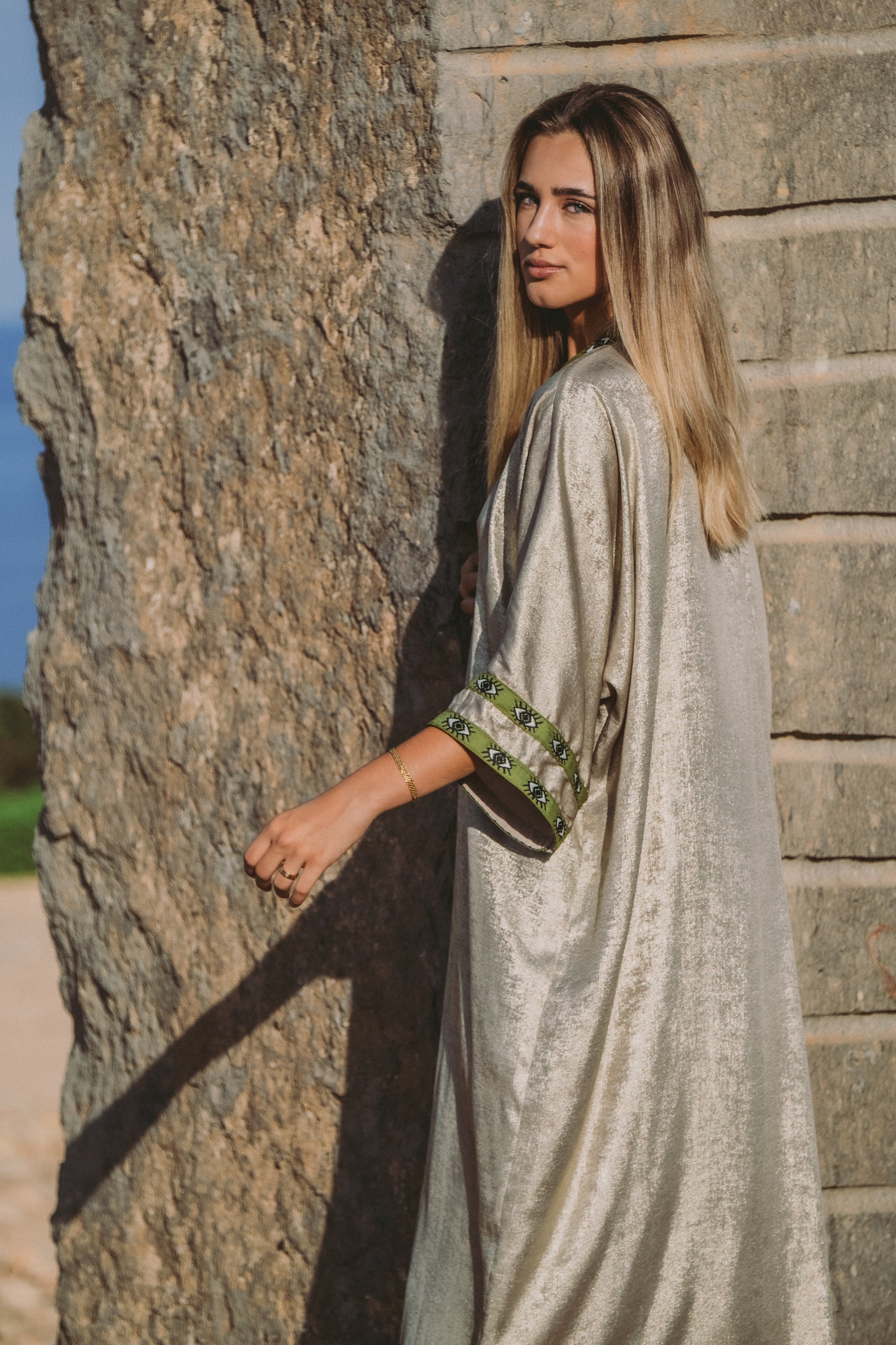 ANYMALAB Paris Camille - Gold Evil Eye Kimono - Unisex fashion